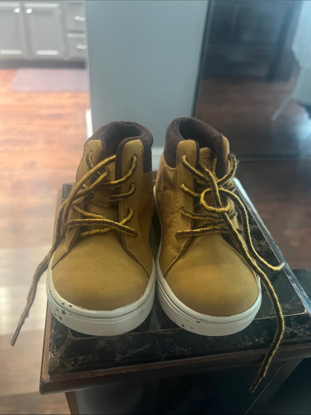NWOT  Carter’s  High-Top Sneakers